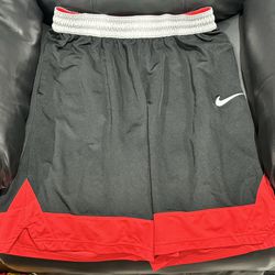 Nike Dri-Fit Basketball Shorts L