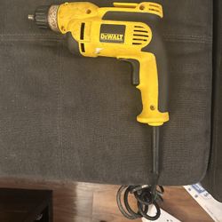 Dewalt 3/8 VSR drill