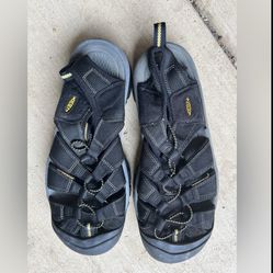 KEEN Men’s Newport Outdoor Waterproof Sandal
