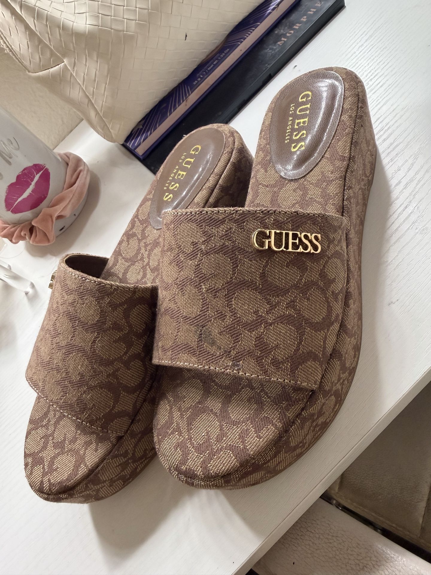 Guess sandals