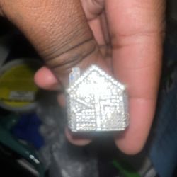 trap ring moissanite