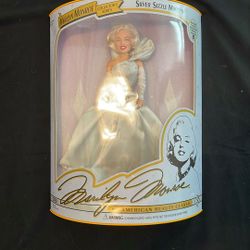 Marilyn Monroe Collectors Doll