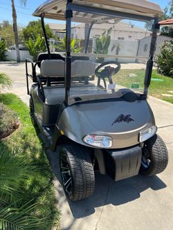 Golf cart