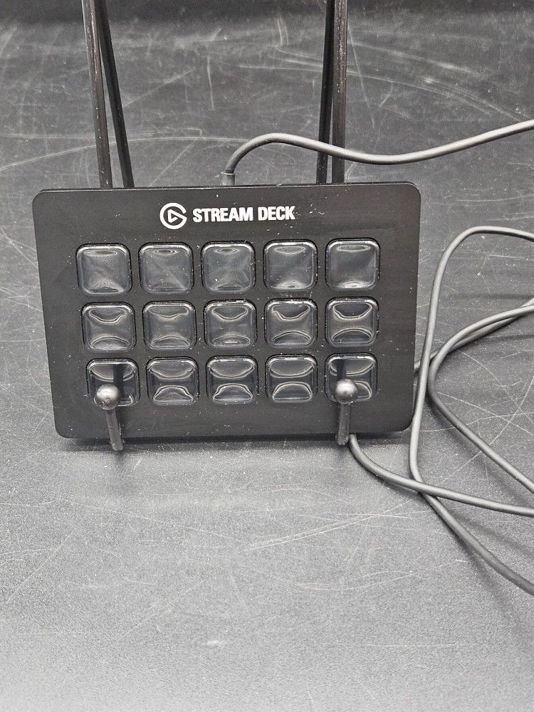 Elgato Stream Deck Live Content Creation Controller 15 KEYS 20GAA9902