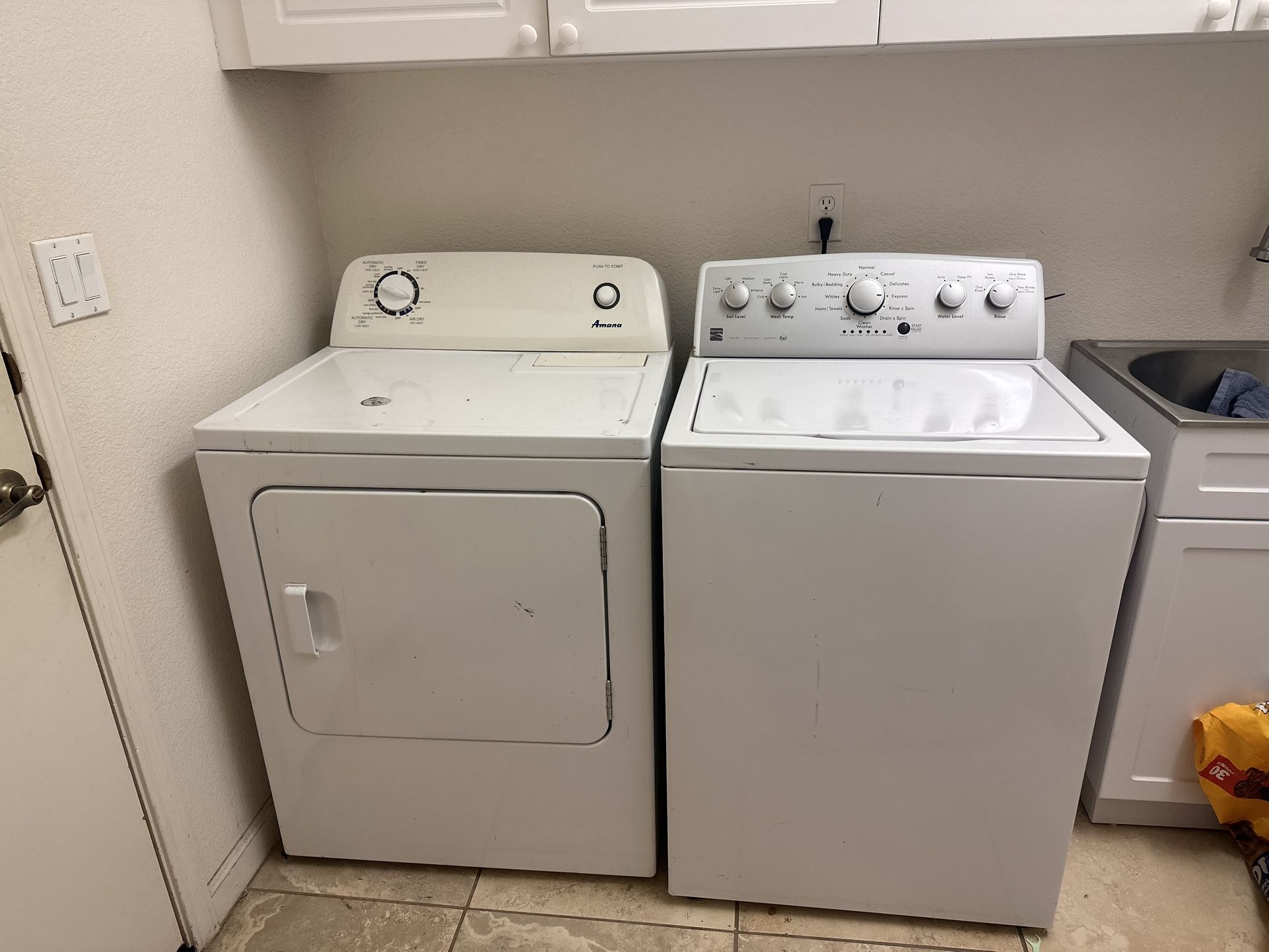 Washer and Gas Dryer Set
