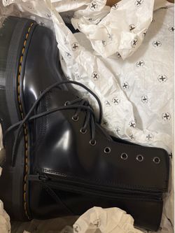 Dr Martens Jadon Boots