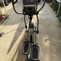 Nordictrack 9.9 Commercial Elliptical  