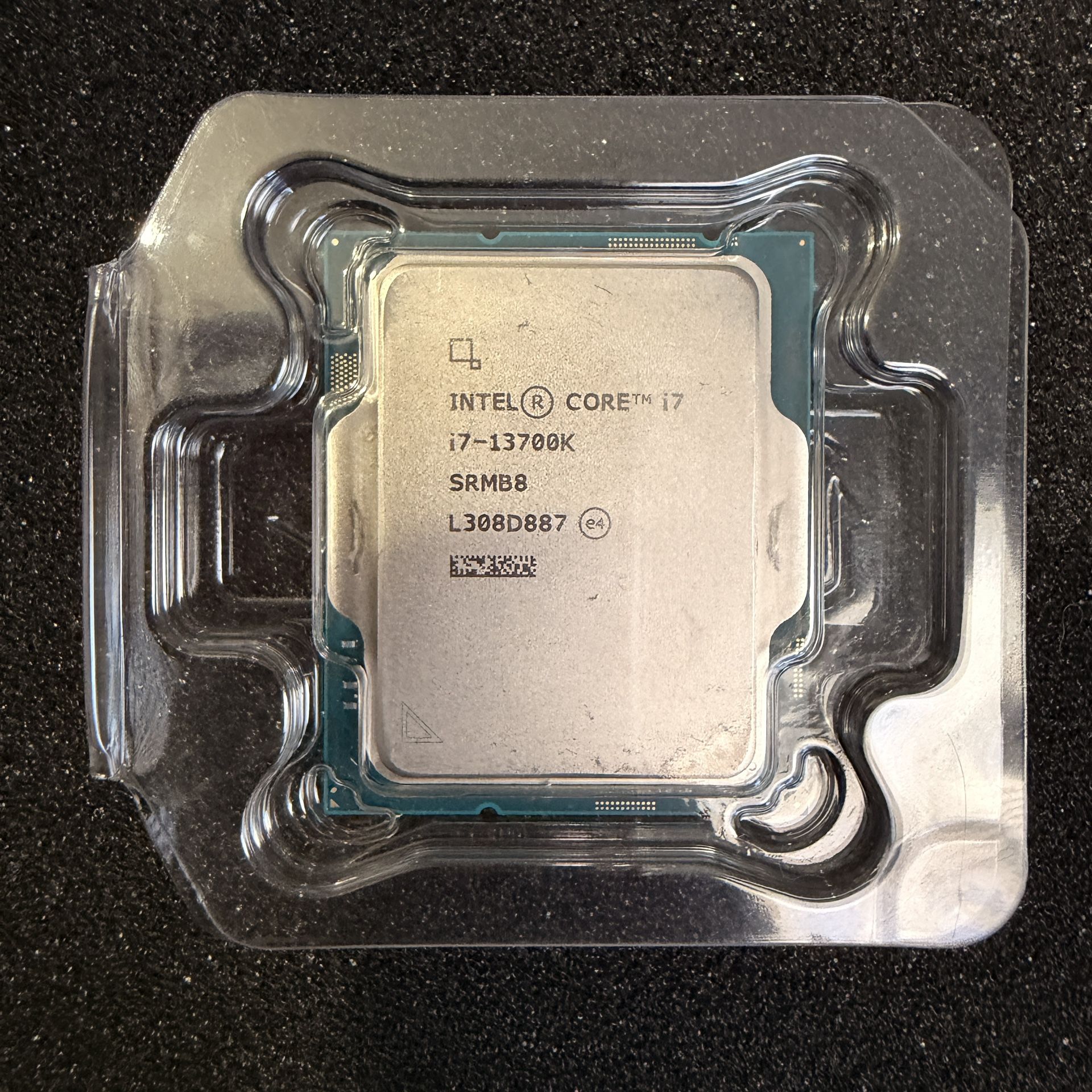 Intel Core i7 13700K Processor (5.4 GHz, 16 Cores, LGA 1700) i7 CPU