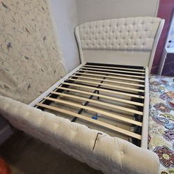 Dulane Chenille / Velvet Upholstered Sleigh Bed with Scroll Wingback Headboard
