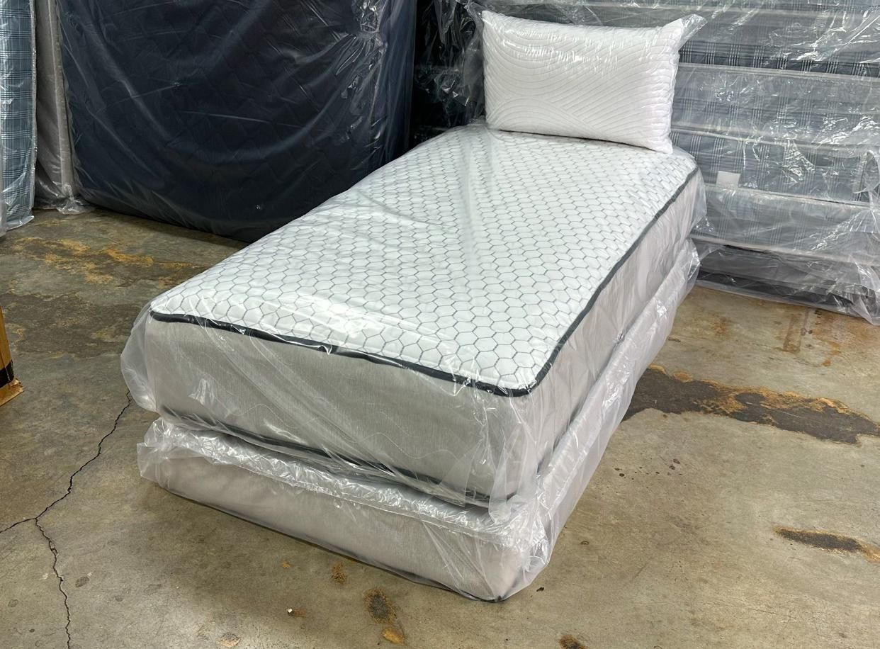 Clearance Sale: Mattress Prices Slashed – 80% OFF While Supplies Last!