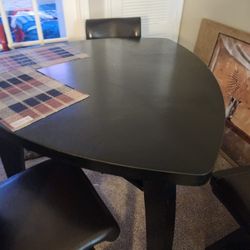 Dining Room Table 