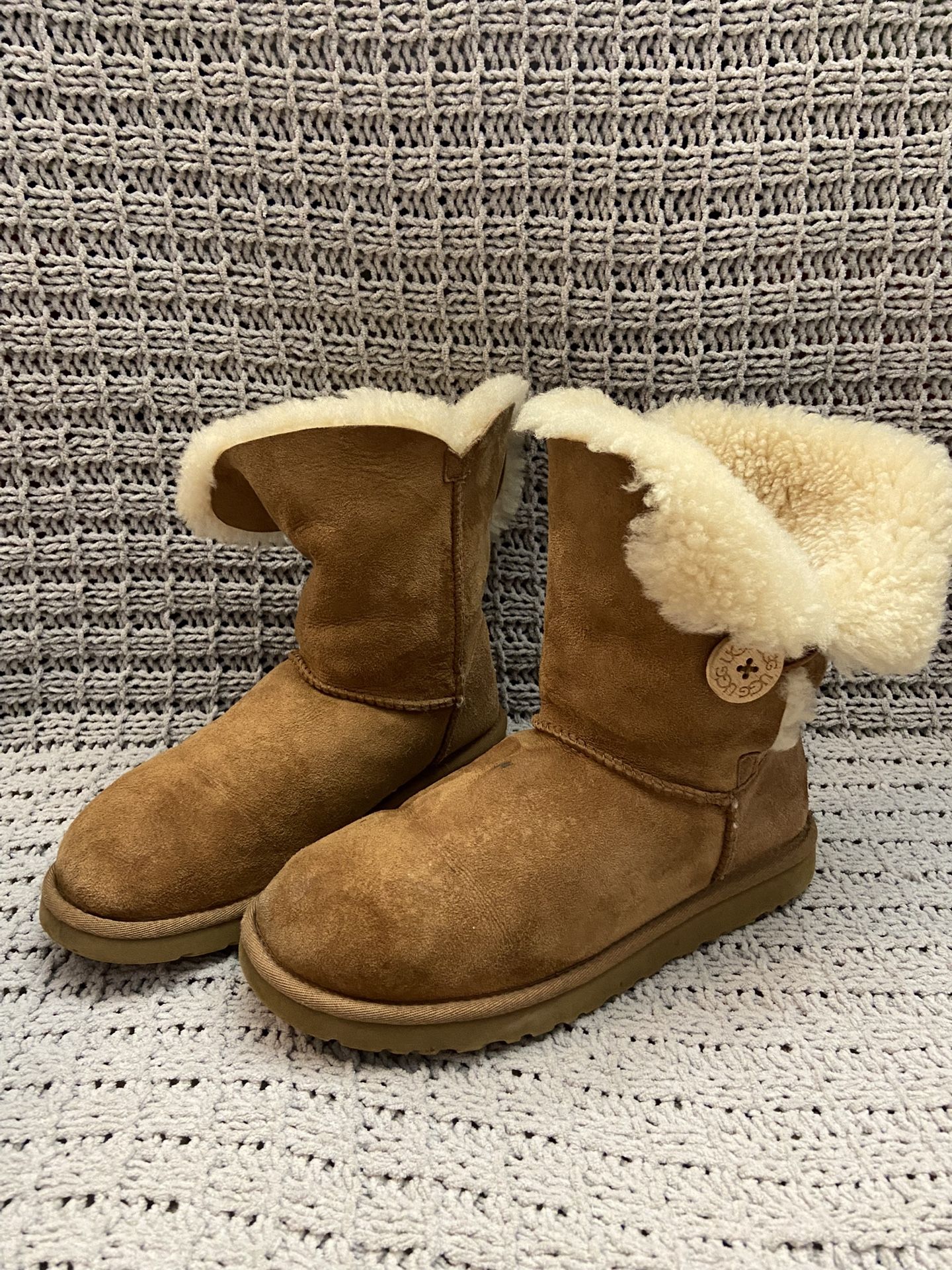 Women’s Ugg Boots Size 8