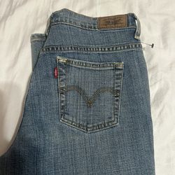 LEVIS JEANS 👖 SIZE W31 L32 GREAT CONDITIONS 