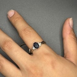 10k White Gold Ring 