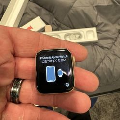 Apple Watch Series 5 GPS And data 40MM Rose Gold