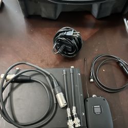 SHURE Wireless System SLXD4 Band G58 With Shure SLXD1 Receiver 