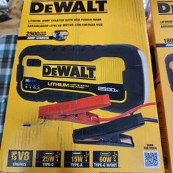 Dewalt 2500 Amp Battery Jump Starter 