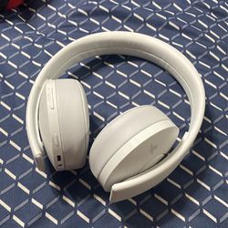 Sony Gold Wireless Headphones