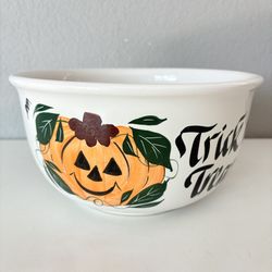 Halloween Large Dough Bowl 10.5” Mixing Bowl Pumpkin Trick Or Treat Clay Design