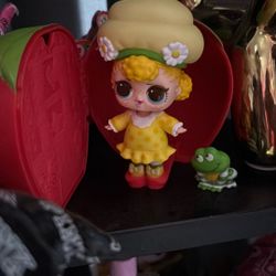 STRAWBERRY SHORTCAKE TRADE