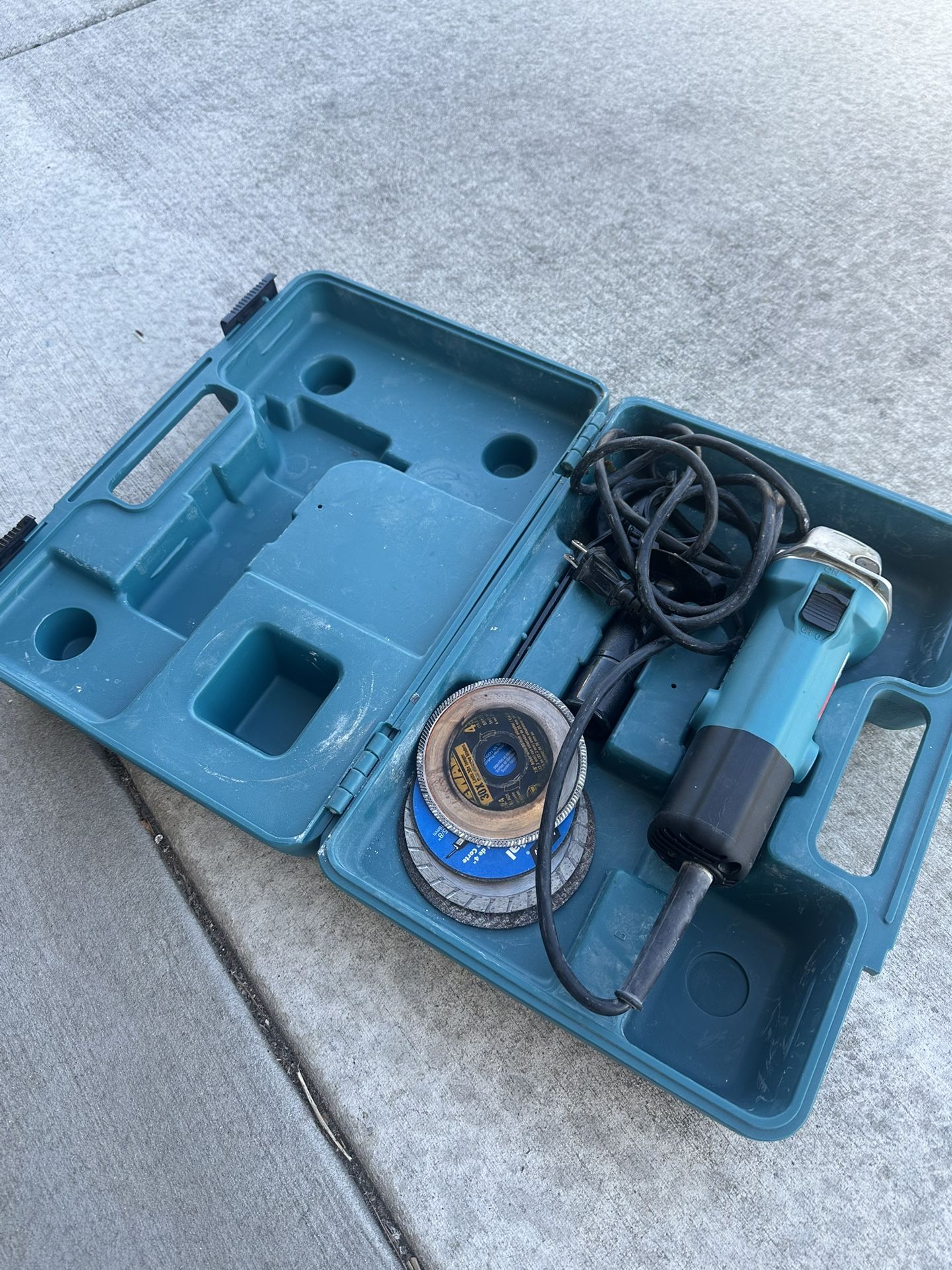 Mikita grinder Works Perfectly 