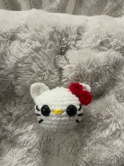 Hello kitty keychain