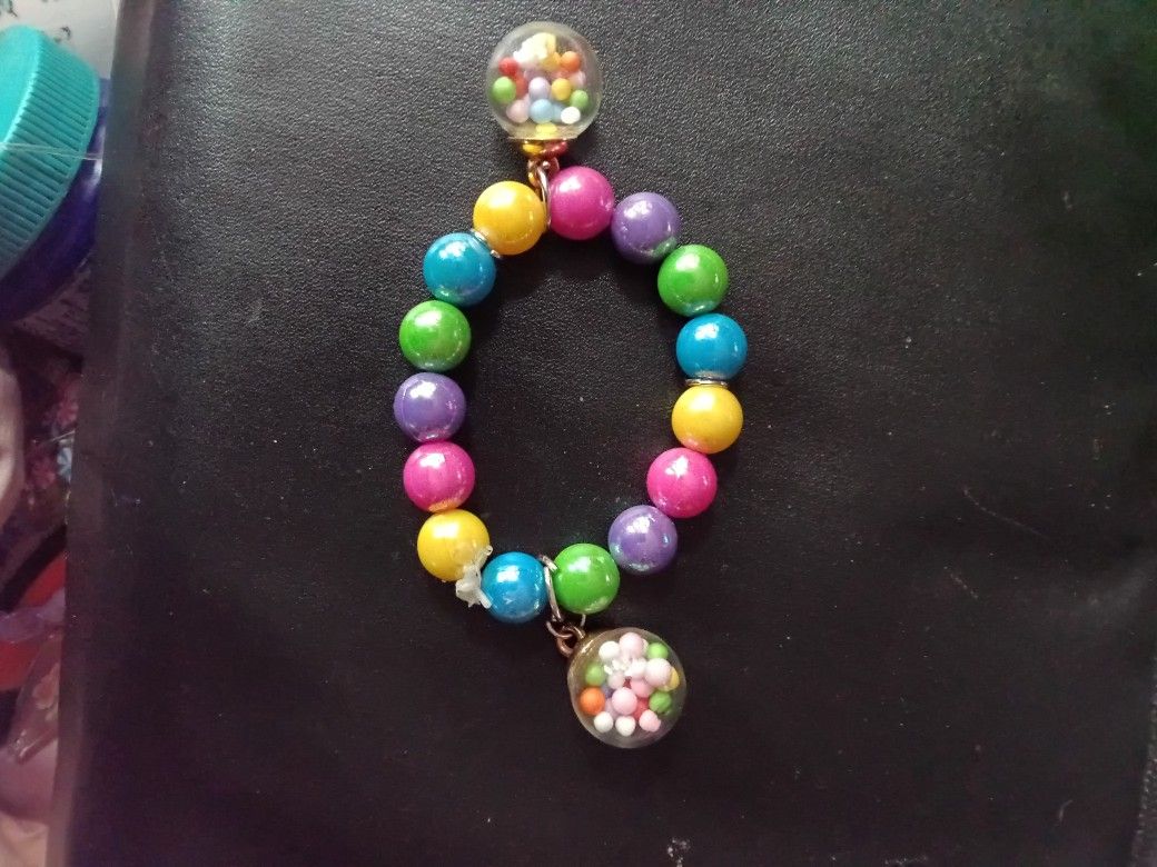 Child s Bubble Gum Bracelet 