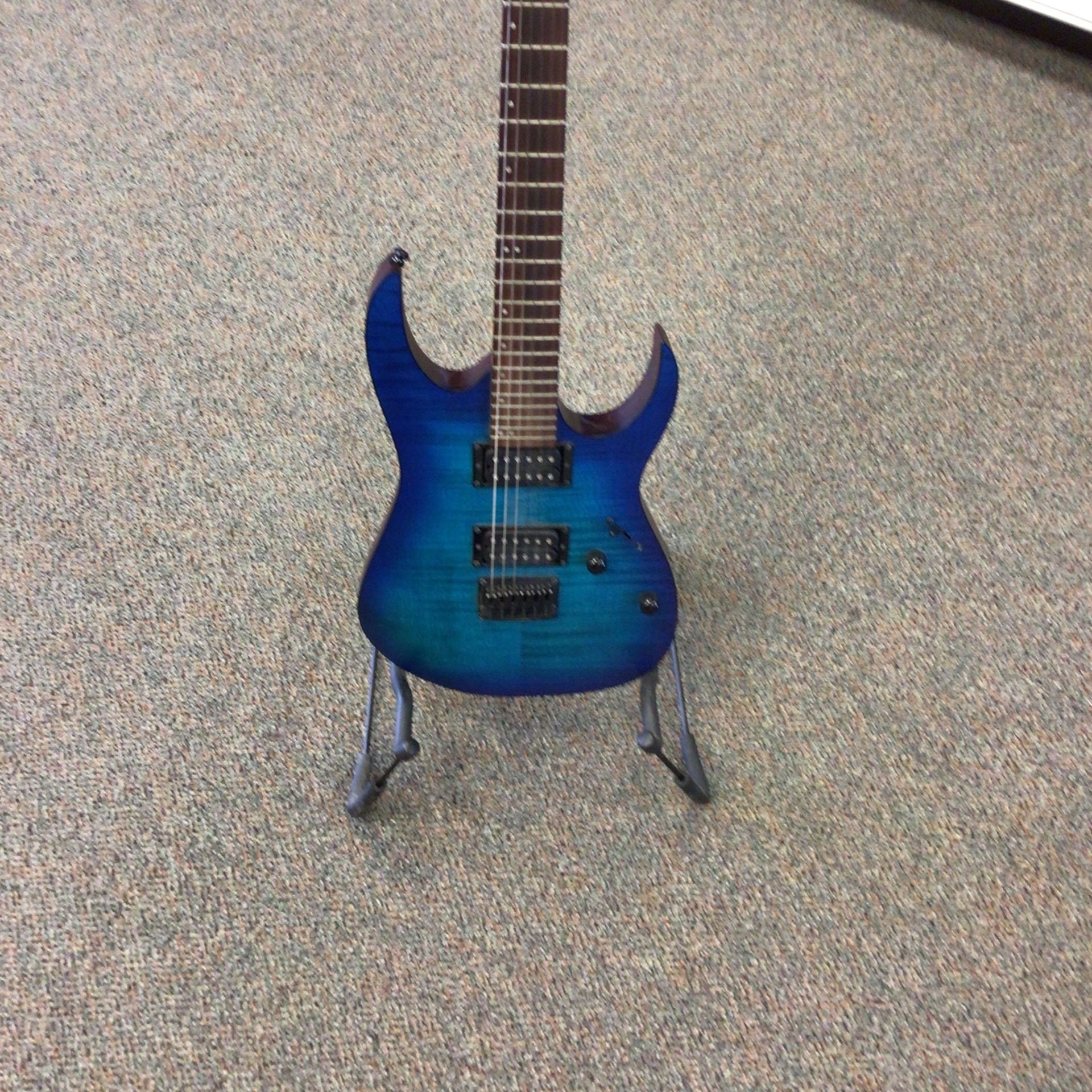 Ibanez Electric Guitar 6 Strings 