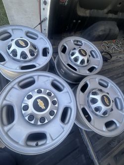 Chevy 2500 Rims