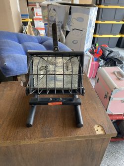 Utilitech Floor Light