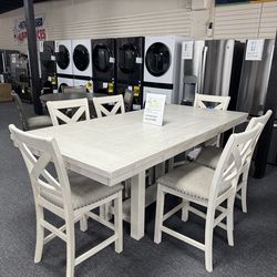 Dining Table Set. 🚚WE DELIVER🚚