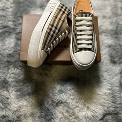 Burberry Shoes