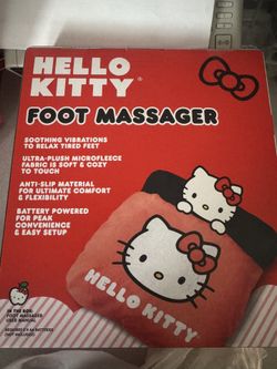 Hello Kitty Foot Massage