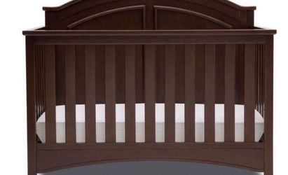 Delta Children Perry 6-in-1 Convertible Crib