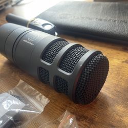 Audio-technica AT2940 Podcast Mic
