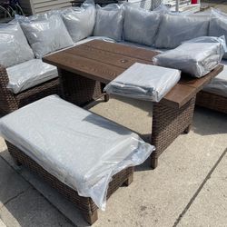 BRAND NEW all weather wicker outdoor patio furniture set sectional with table ,storage bench &covers -$800 FIRM