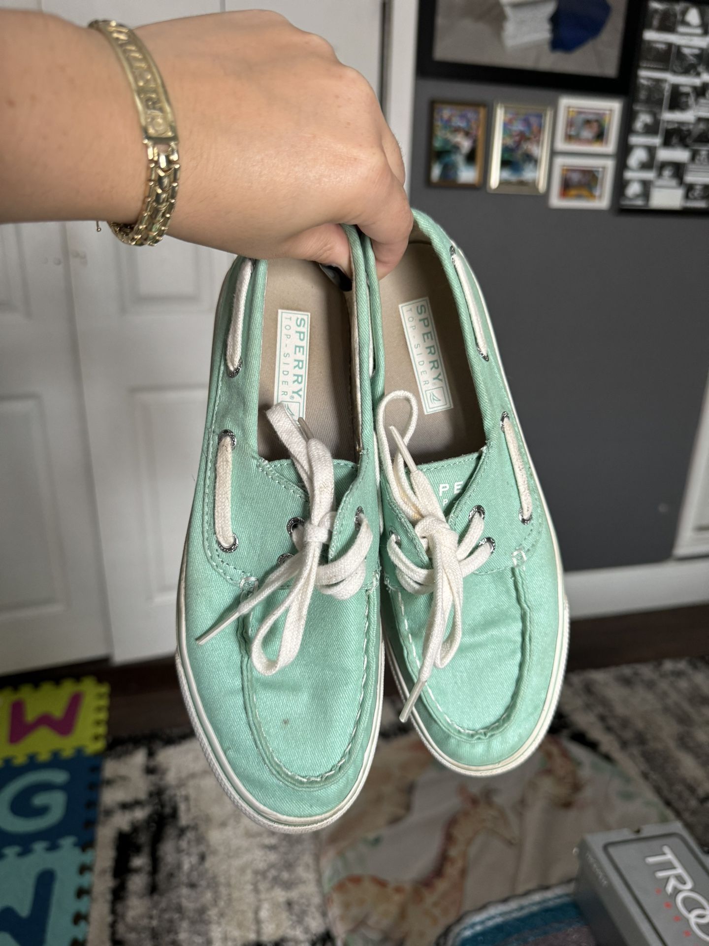 Sperrys