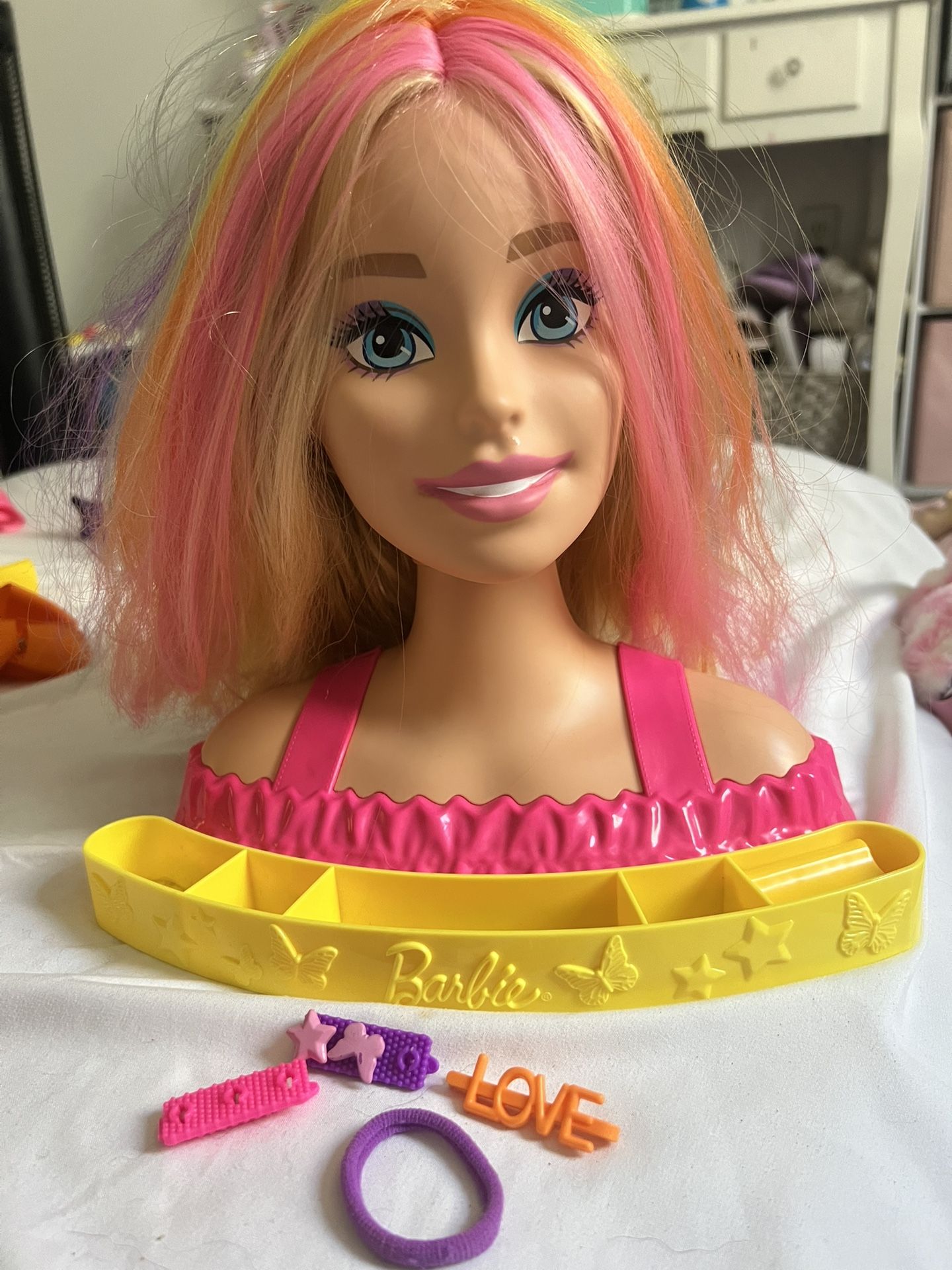 barbie stylish doll head