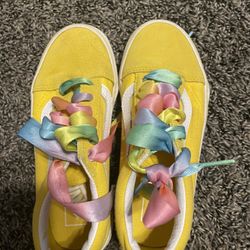 Vans Girls Size 13.5. Worn Once. $15