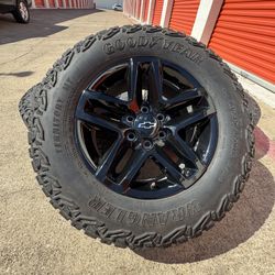 18s Chevy Gmc Trailboss On Mud Terrain Tires Rims Rines Wheels 6lug