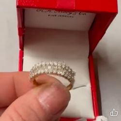 Lady’s Diamond Ring 