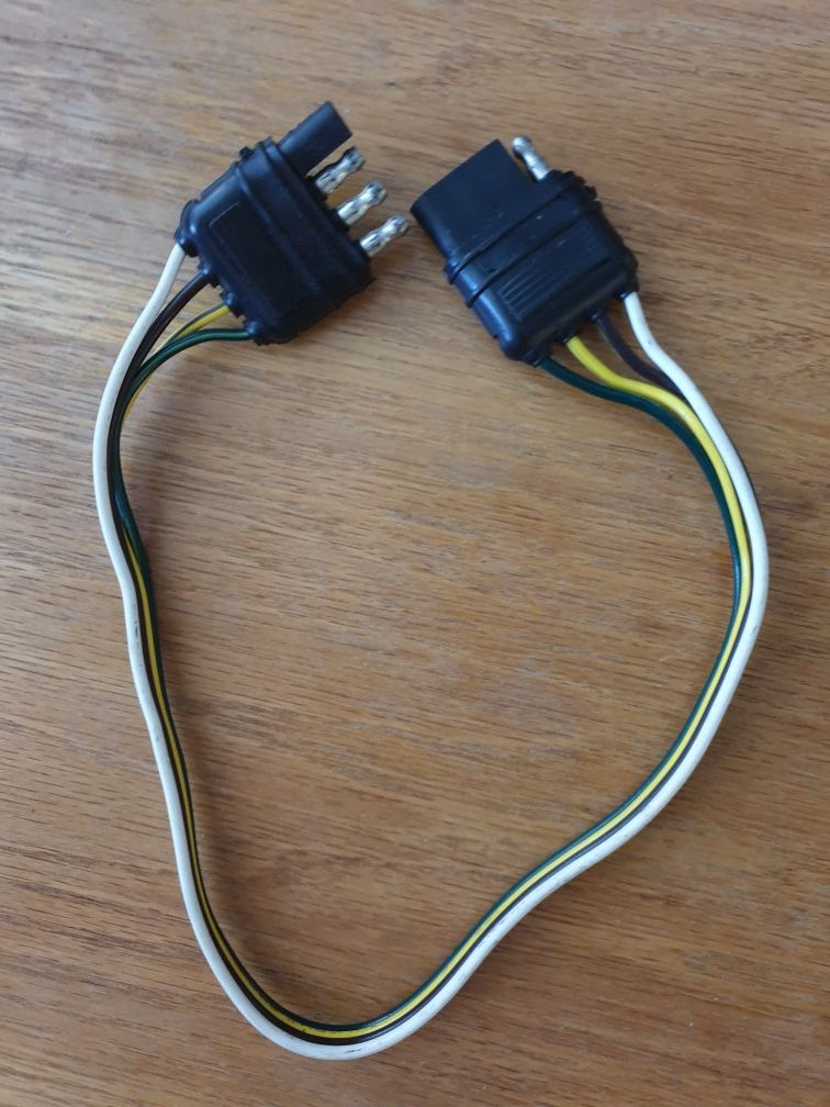 Trailer light cable extension/converter.