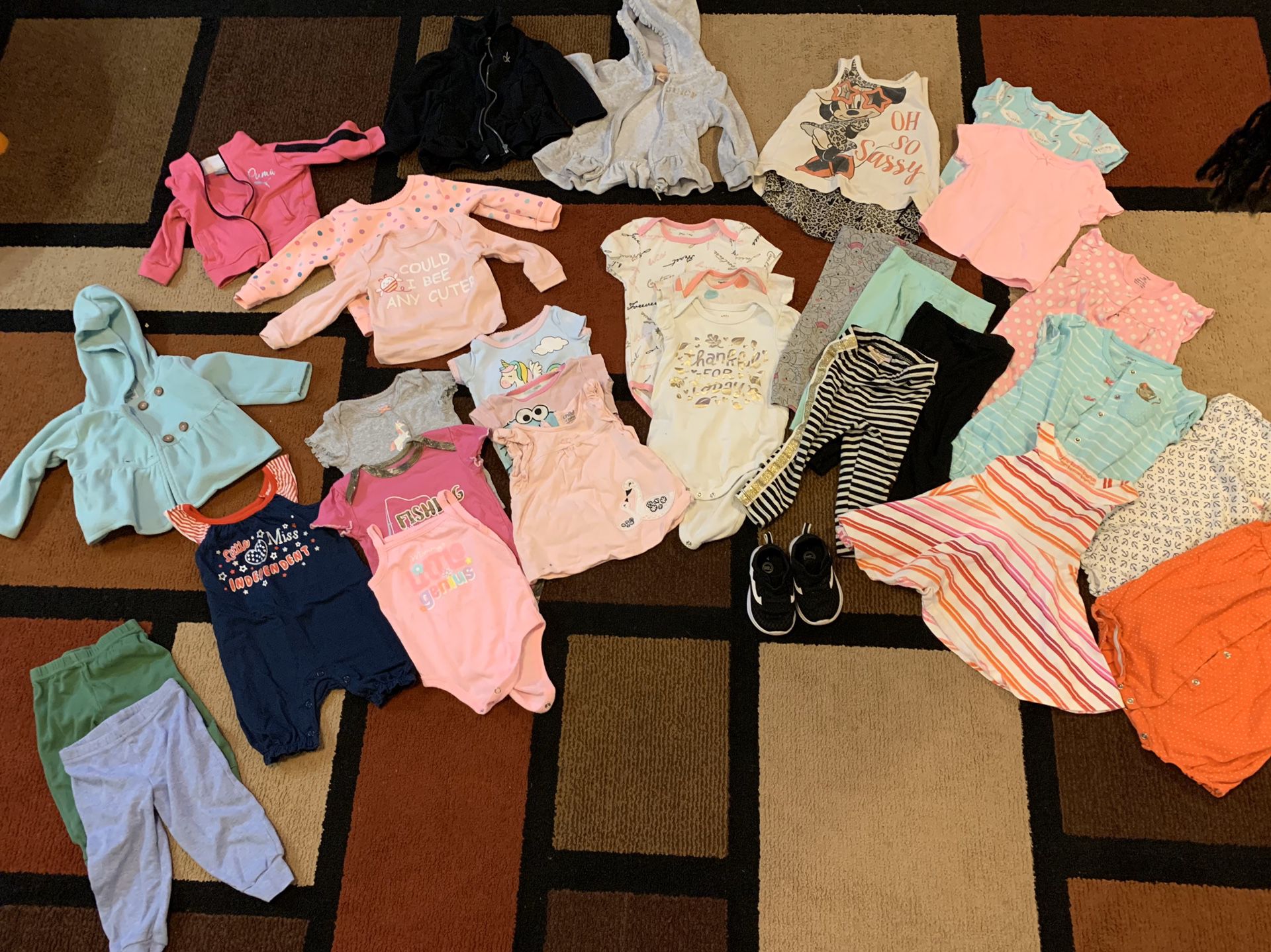 Baby girl clothes (some name brand) 6mo-24mo