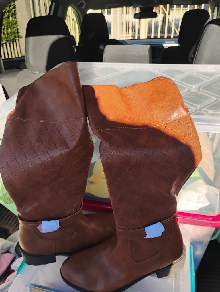 New Boots Size 8 $35