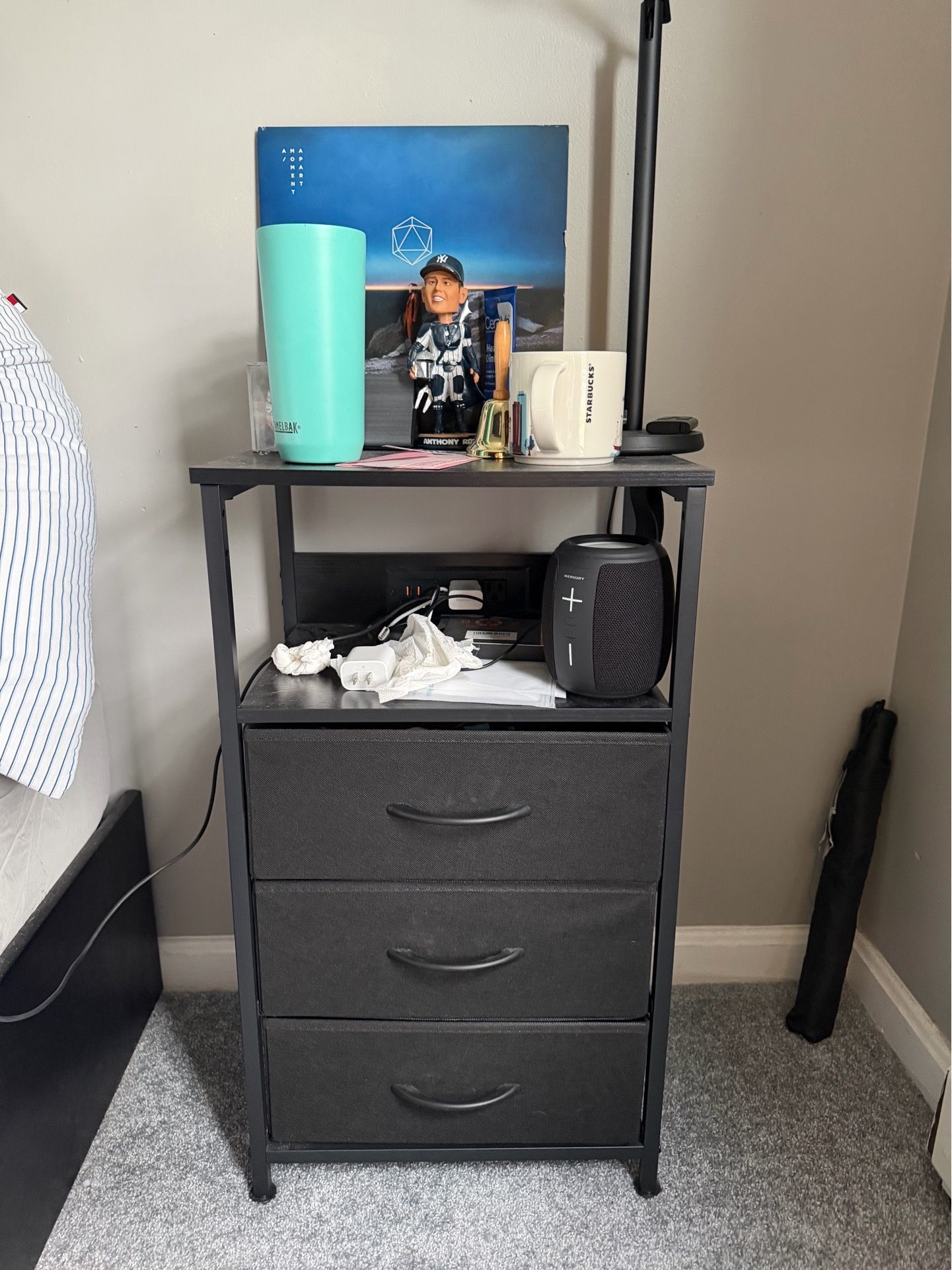 Bedroom furniture set