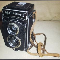 Vintage Rolleicord Carl Zeiss Ia TLR Film Camera  - 6x6 Triotar 3.5/7.5 - Japan