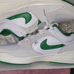 Nike Air Jordan Stadium Size 10 New 