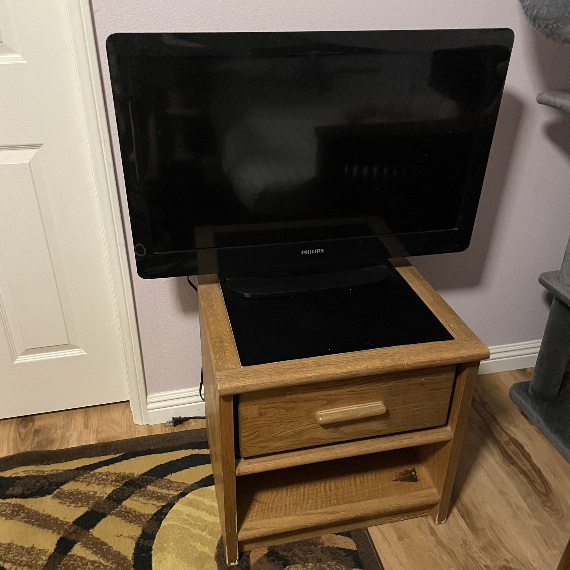 32”Phillips Flat Screen 📺 TV For Kids Video Games Extra TV and Nightstand With Drawer and Storage Space Underneath