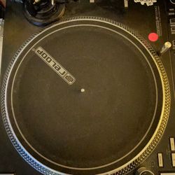 2 Used Reloop RP-7000MK2