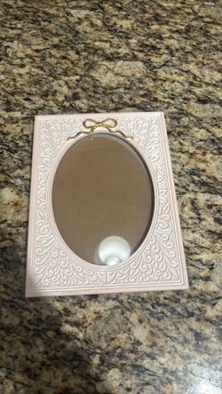 Shabby chic picture frame